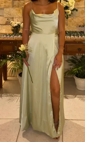 Vestido de festa em Cetim TAM M (usado uma vez)