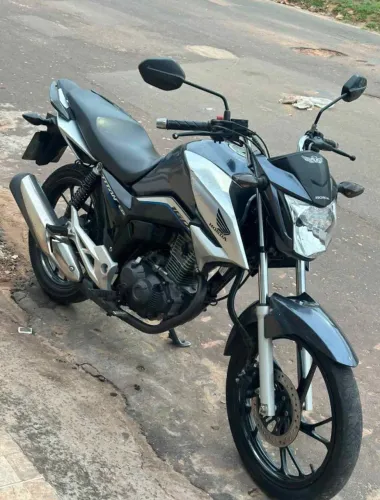 vendo cg Titan 160 2022 financiamento ou boleto apenas!!