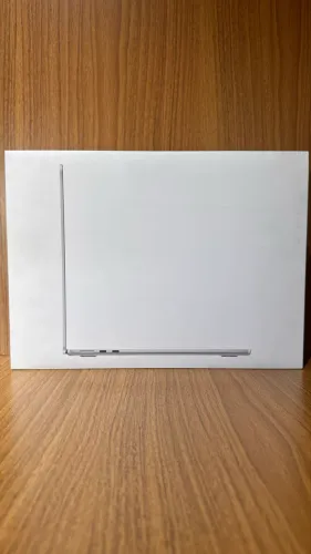 MacBook Air M4 16/512GB