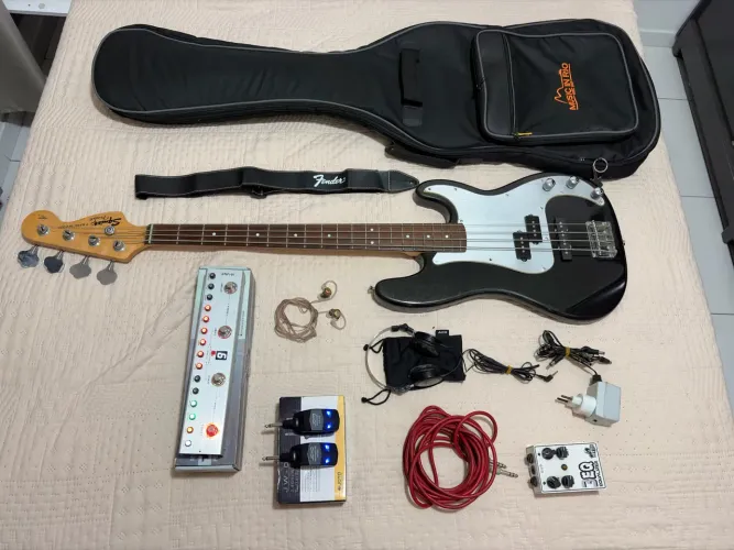 Baixo Squier Fender (Kit completo) RARIDADE Edição Especial