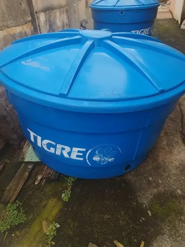 Caixa d'água 1.000 litros TIGRE leia a descrição