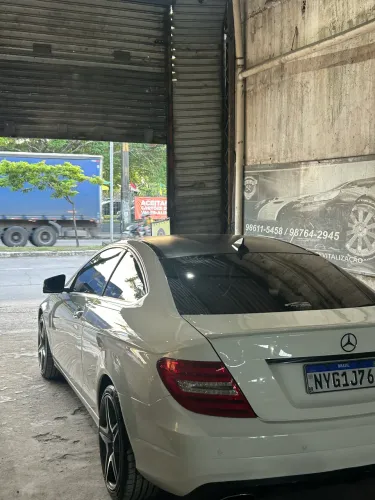 Mercedes-Benz C-180 CGI Coupe 1.8 16V 156cv Aut. 2012