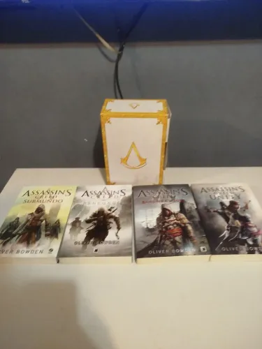 Coleção de Livros Assassins Creed