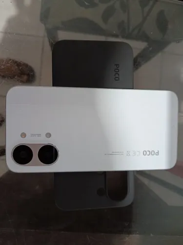 Vendo ou troco poco 8x pro Max com caixa e todos os acessórios com 20 dias de uso