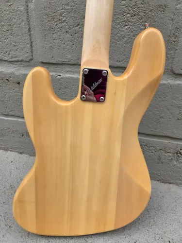 CONTRABAIXO FENDER® SQUIER® CLASSIC VIBE 70S JAZZ BASS® V MN - 037-4550-521 - NATURAL