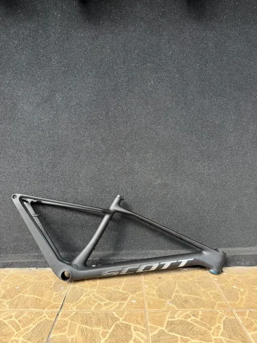 QUADRO SCOTT 940 