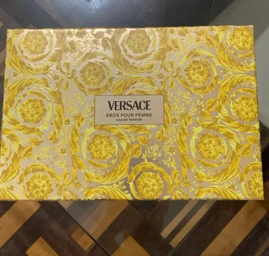 Perfume Versace feminino Eros Pour Femme