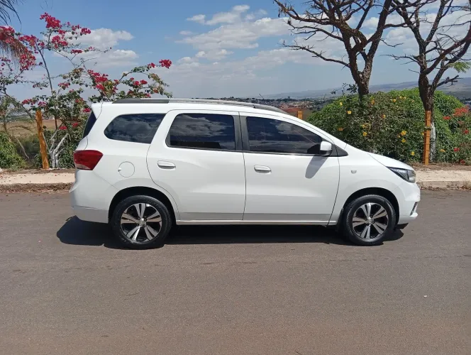 Chevrolet Spin Premier 1.8 8V Econo.flex 5P Mec. 2020