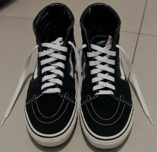 Tênis Vans Sk8-Hi Preto e Branco Original - Usado