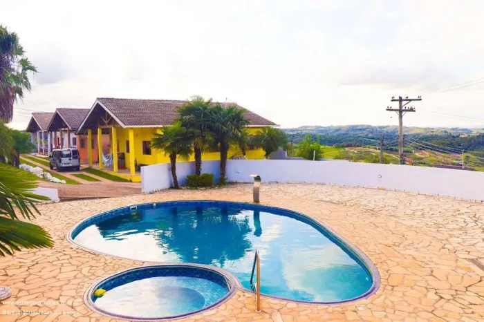 CASA EM CONDOMÍNIO FECHADO TIPO VILLAGE NO VITORIA REGIA EM ATIBAIA