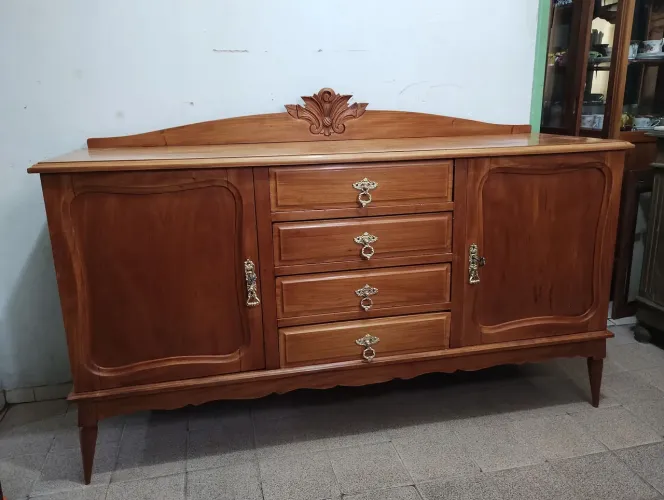 Armário buffet antigo