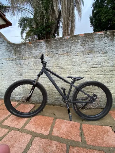 Bike Hupi Wistler 2018 para mais informações vem PV?