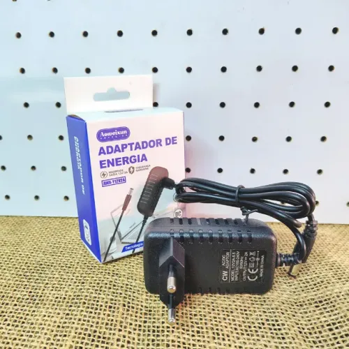 Fonte de Alimentação 12V 2A Bivolt Plug 5.5mm