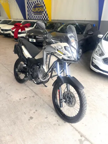 XRE SAHARA 300