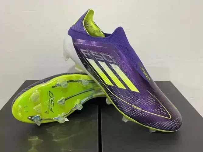 Chuteira F50+ Elite Roxa