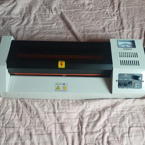 Plastificadora Mecolour 600w 110v para retirada de peças