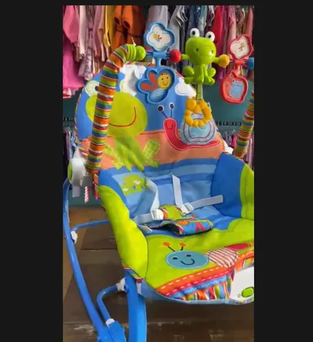 Vendo cadeirinha de descanso de bebê