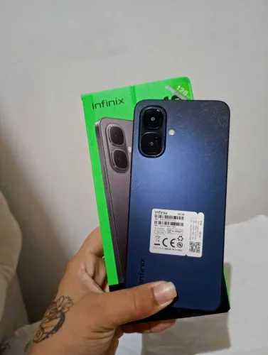 Vendo um infinix rot 10 novo