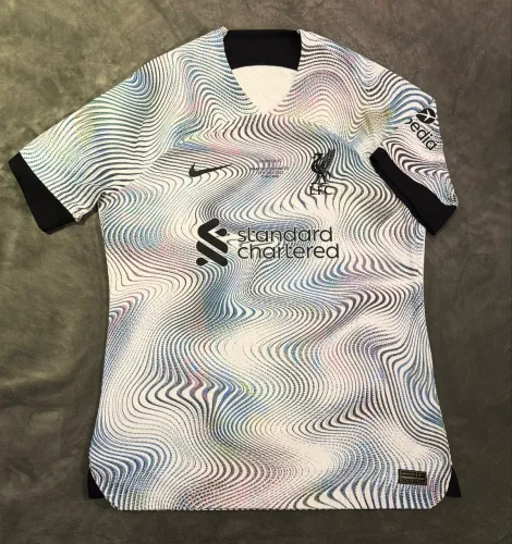 Camisa Liverpool 2022 - De jogo autografada - Salah