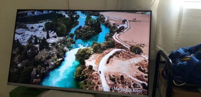 AOC TV Smart de 43" FUL HDR! sistema Roku TV DE 2024