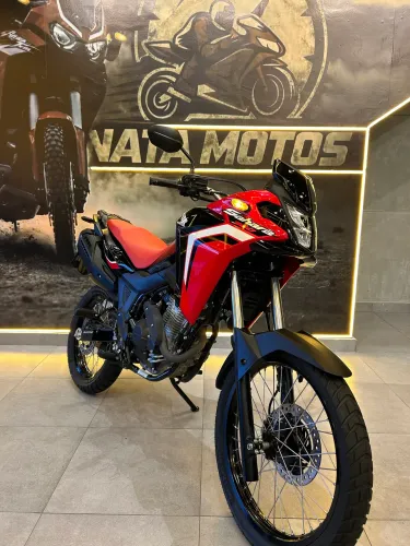 Honda Sahara 300 Rally 2025