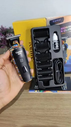 Maquininha de Cabelo Kemei Max 5090 