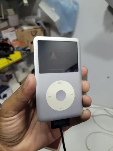 iPod Classic 80GB - Apenas Tela de Carga - Para Peças ou Coleção