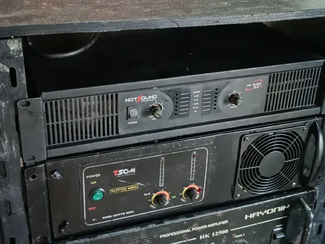 AMPLIFICADOR 3000W RMS 