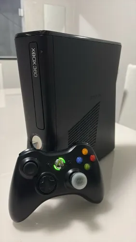 XBOX 360 500GB DESBLOQUEADO + 32 JOGOS