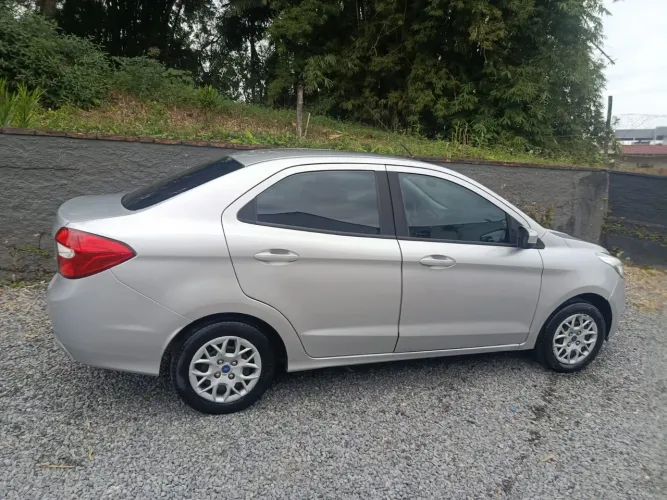 Ford KA+ Sedan 1.5 16V Flex 4P 2017