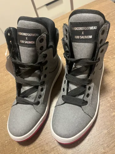 Botinha Hardcore Footwear