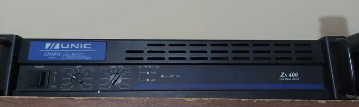 Amplificador (Potência 400W RMS)