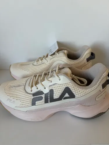 Tênis  sem uso Fila Racer Speedzone Feminino