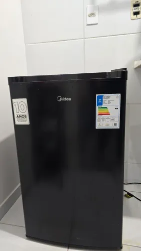 Frigobar Midea 124L