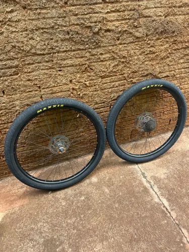 Vendo Peças de bike ABSOLUTE NERO 5