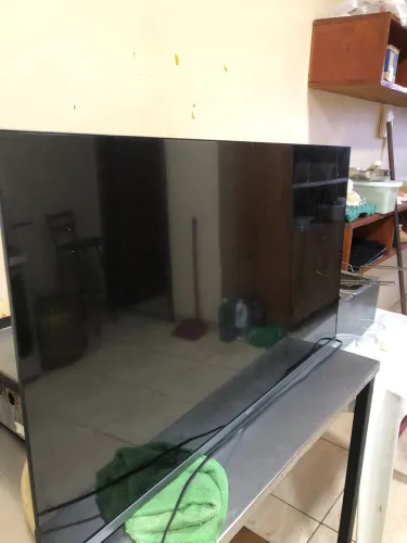Vendo Tv Philco 40 polegadas com nota fiscal