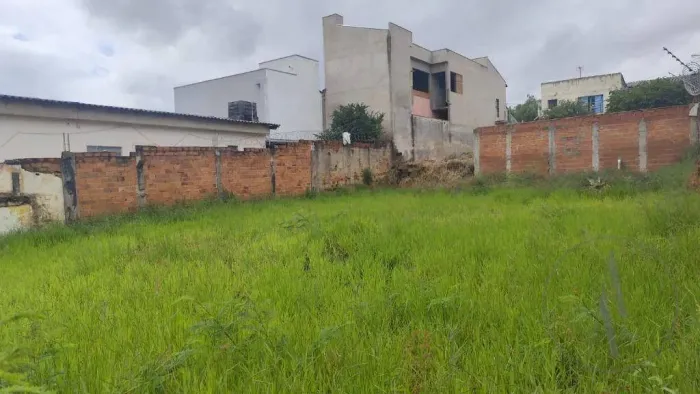Terreno à venda no Parque das Laranjeiras - Sorocaba/SP
