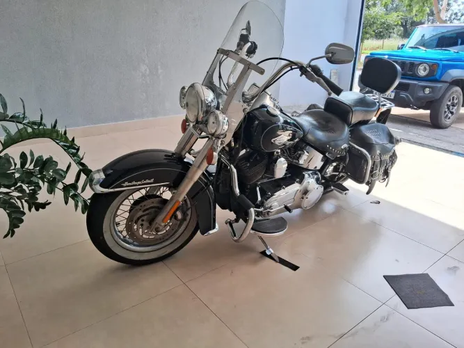 Vendo motocicleta Harvey Davidson heritage softail único dono