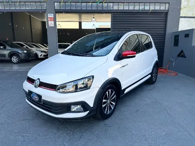 Volkswagen Fox Pepper 1.6 Flex 16V 5P 2015