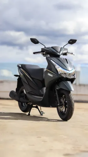 YAMAHA FLUO ABS HYBRID CONNECTED 26/26
