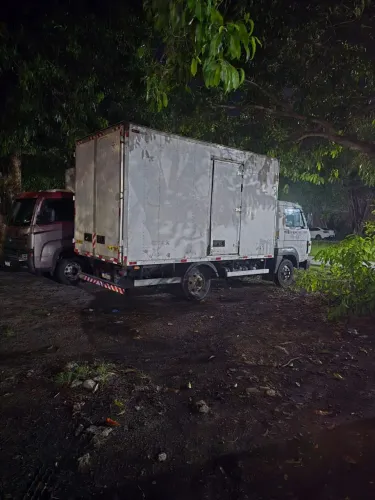 Caminhão VW 5.150 3/4 bau já agregado só comprar e ganhar dinheiro. 127.000