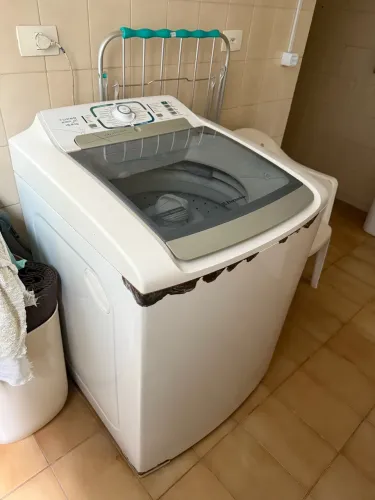 Máquina de lavar Electrolux Turbo Aqcua Jet 15kg
