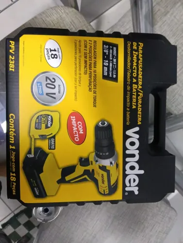 Parafusadeira e furadeira 20V