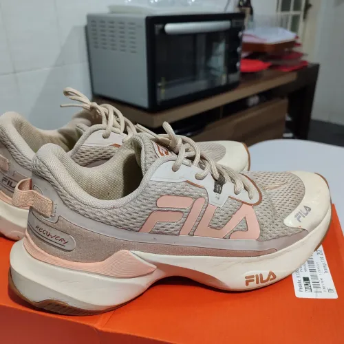 Tênis fila recovery 