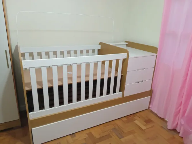 Berço com cama Auxiliar