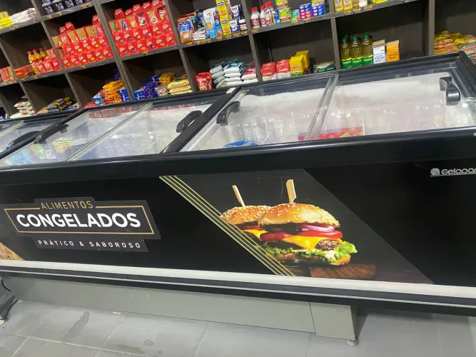 Ilha de Congelados Gelopar