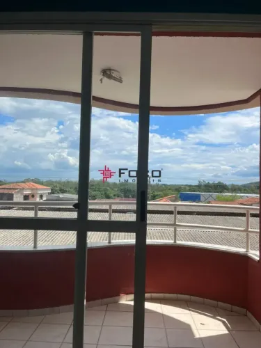 Apartamento 94m² - 03 Quartos - 01 Suite - 02 Banheiros - 02 Vagas - Bairro Santana - SJC