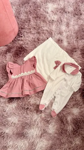 Conjunto infantil rn body + vestido e mantinha