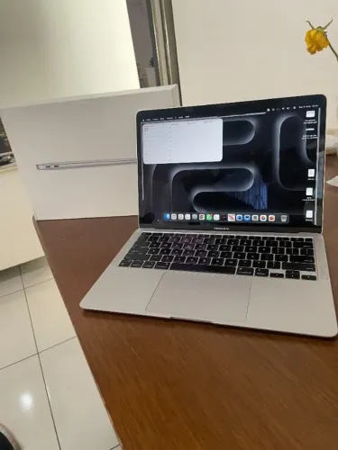 Macbook air M1