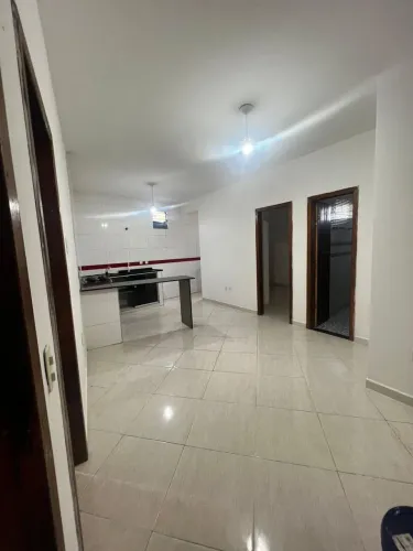 Aluga-se apartamento